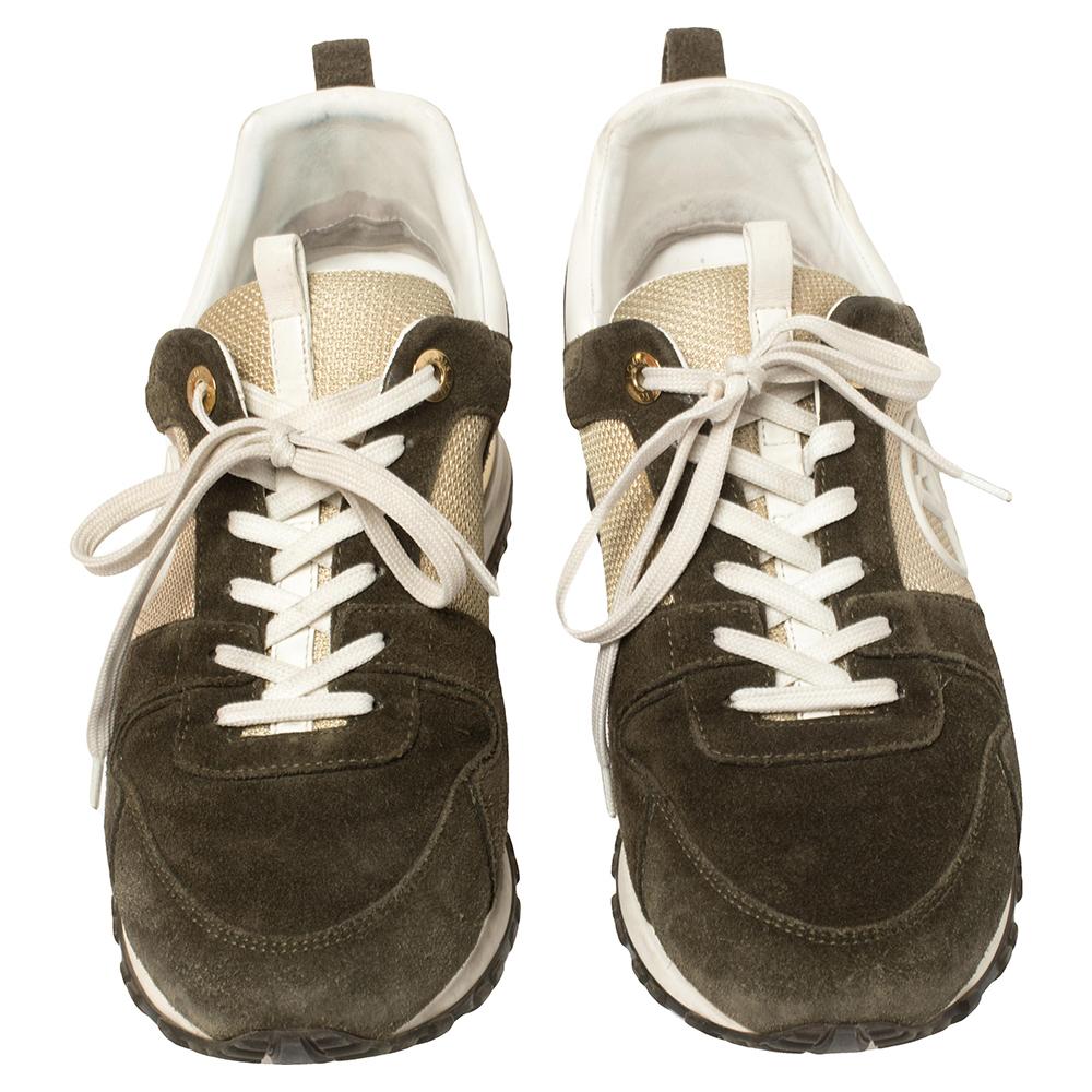 Made to provide comfort, these Run Away sneakers by Louis Vuitton are trendy and stylish. They've been crafted from mesh, leather, suede, and designed with lace-up vamps and the label's logo on the side panels and the heel counters. Wear them with