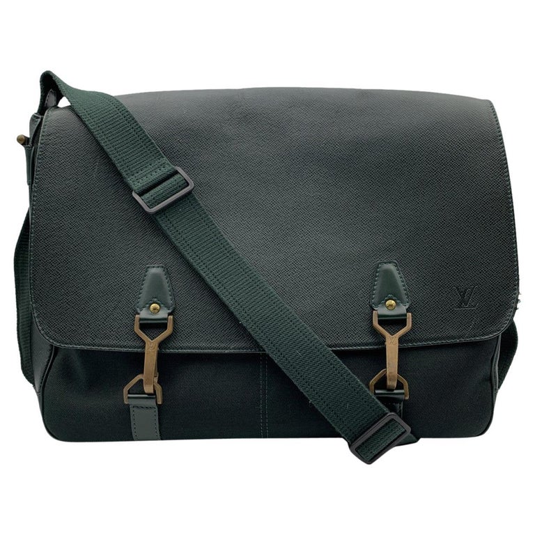 Louis Vuitton Green Taiga Lather Dersou Crossbody Messenger Bag For Sale at  1stDibs