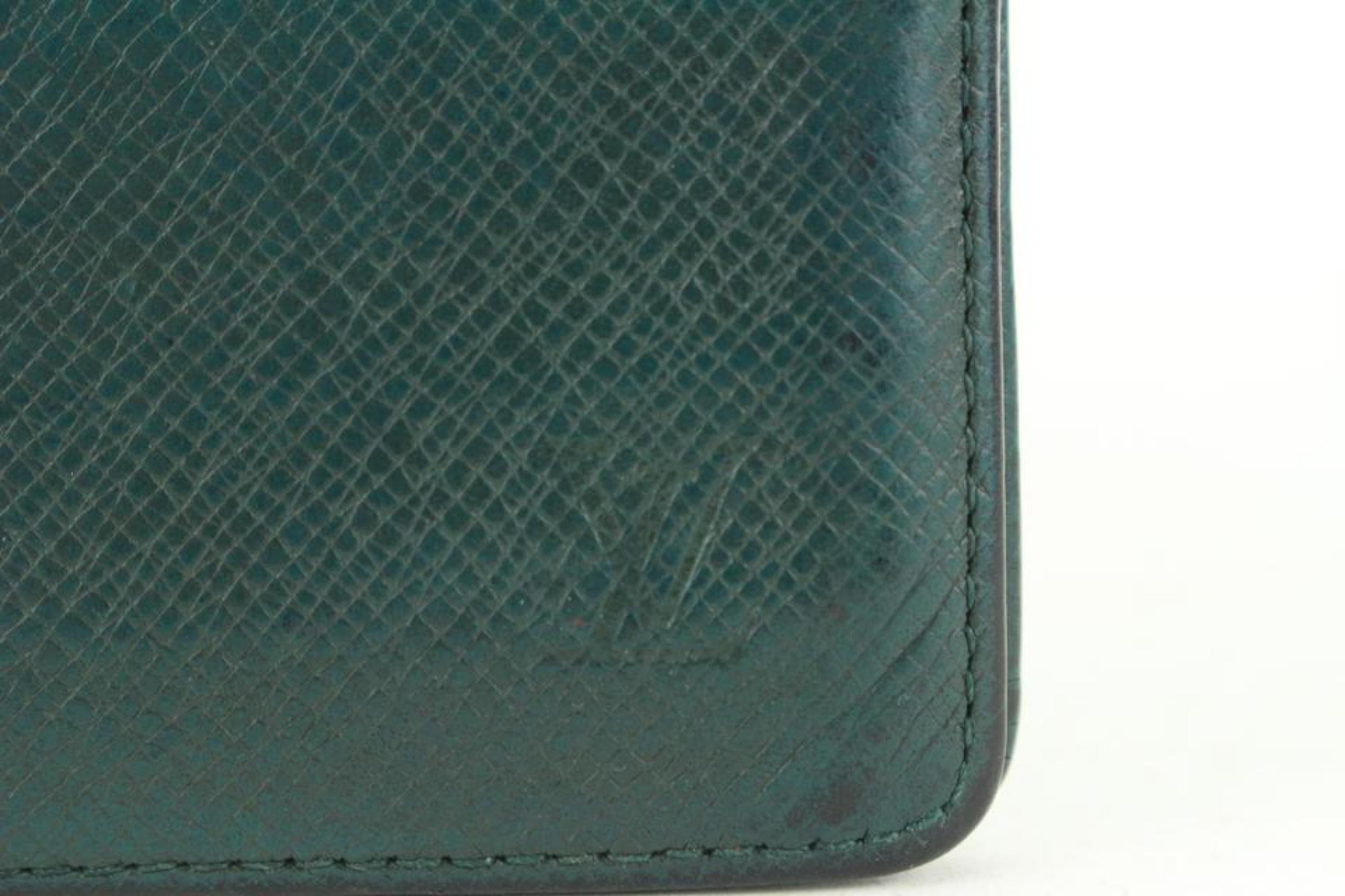 Louis Vuitton Green Taiga Leather Bifold Men's Wallet Marco Florin Slender 5LV11 3