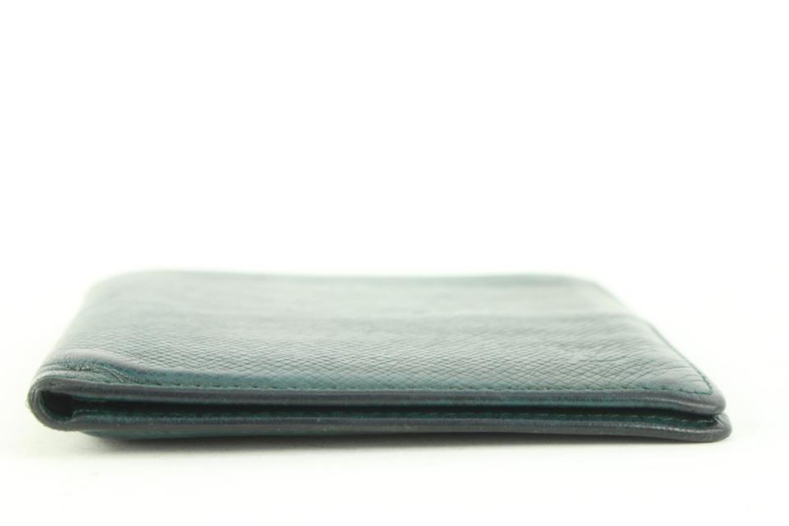 Louis Vuitton Green Taiga Leather Bifold Men's Wallet Marco Florin Slender 5LV11 2