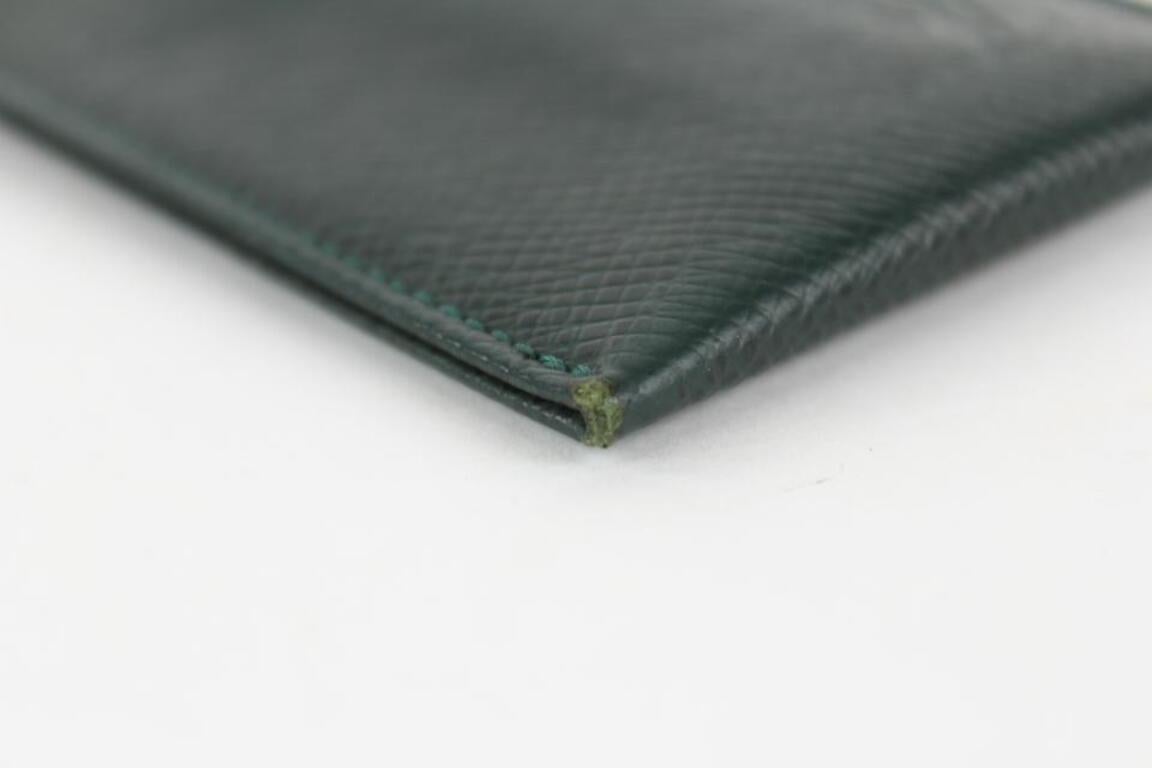 Louis Vuitton Green Taiga Leather Card Holder 15lvs1231 1
