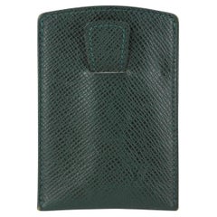 Louis Vuitton Green Taiga Leather Card Holder 15lvs1231