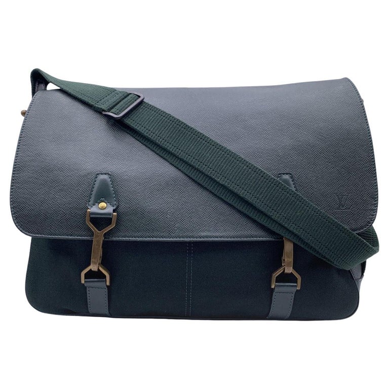 Louis Vuitton Green Taiga Leather Dersou Crossbody Messenger Bag