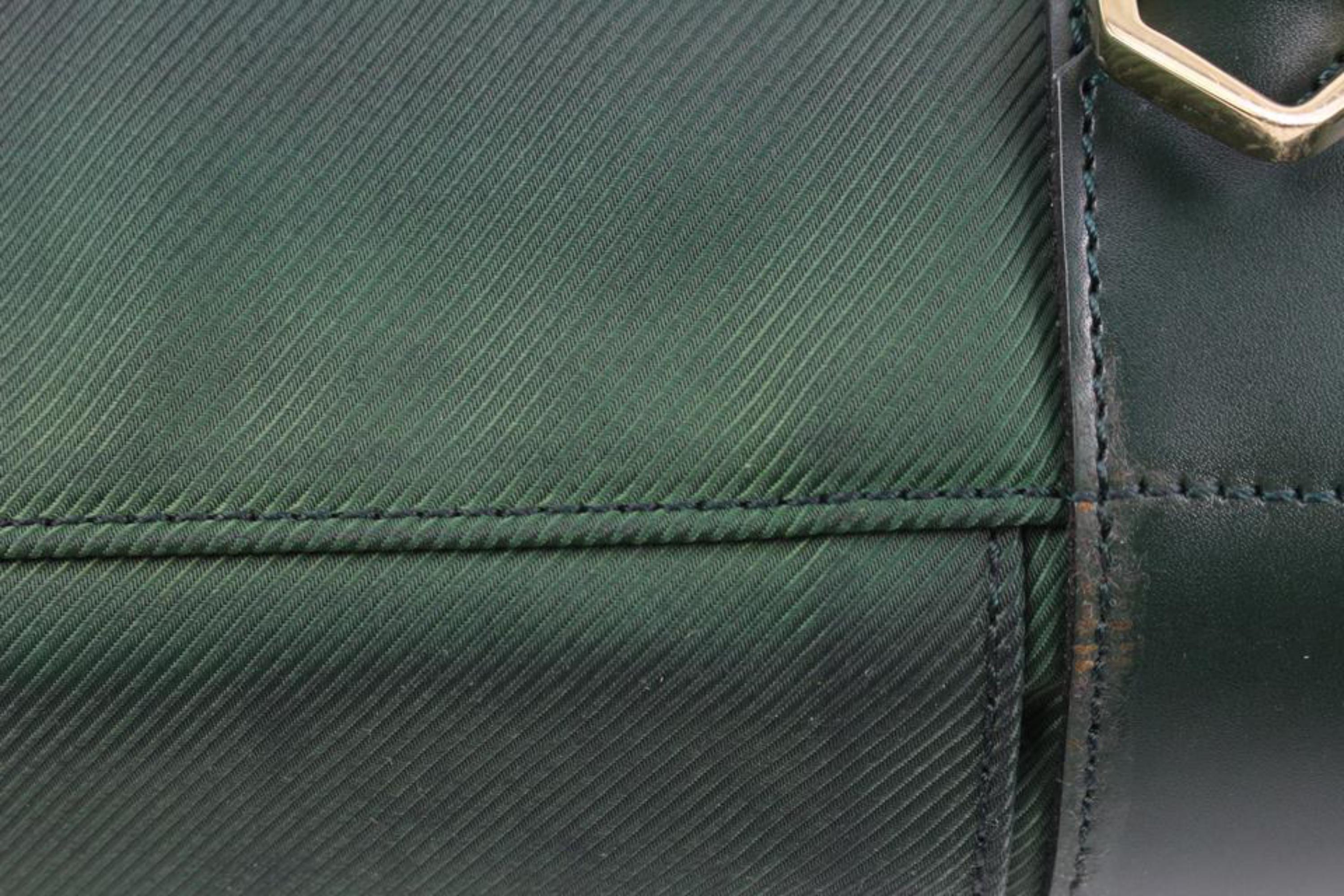 Louis Vuitton Green Taiga Leather Gibeciere Garment Porte Cabine 45lk5 7