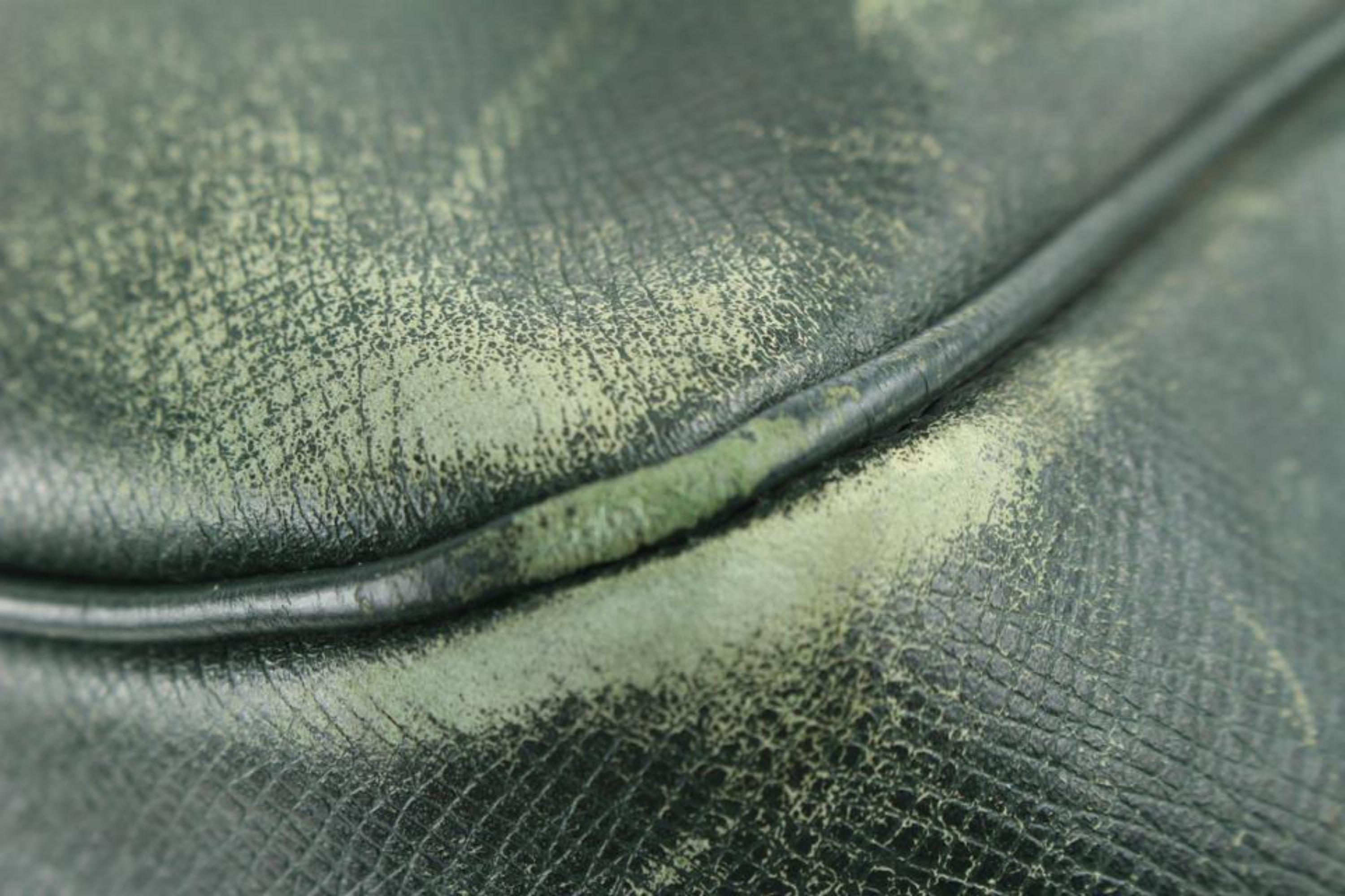 Louis Vuitton Green Taiga Leather Kendall PM Keepall Duffle 24LV2 3