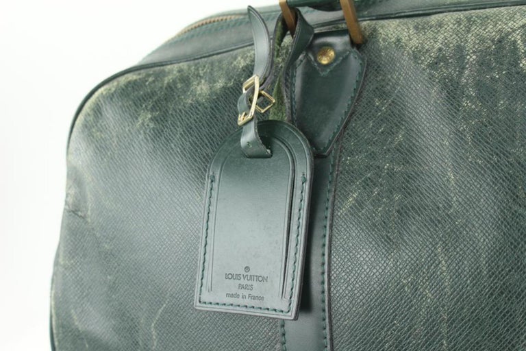 Louis Vuitton Green Taiga Leather Kendall PM Keepall Duffle 24LV2 For Sale 6