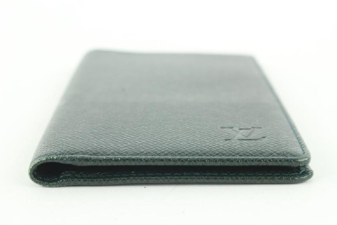 Louis Vuitton Green Taiga Leather Long Bifold Flap Wallet 136lvs429 5