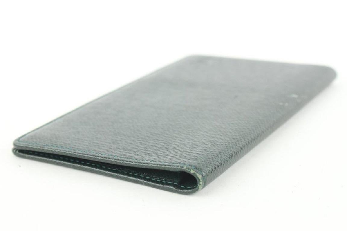 Louis Vuitton Green Taiga Leather Long Bifold Flap Wallet 136lvs429 1