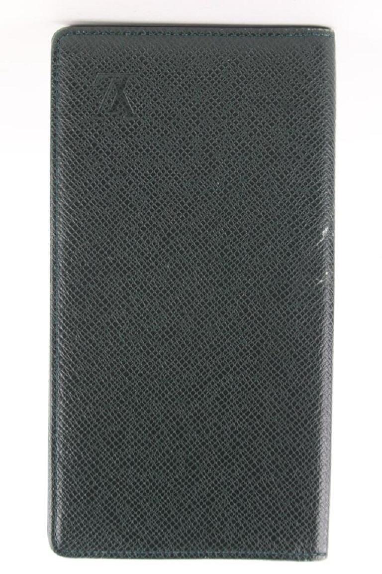 Louis Vuitton Green Taiga Leather Long Bifold Flap Wallet 136lvs429 3