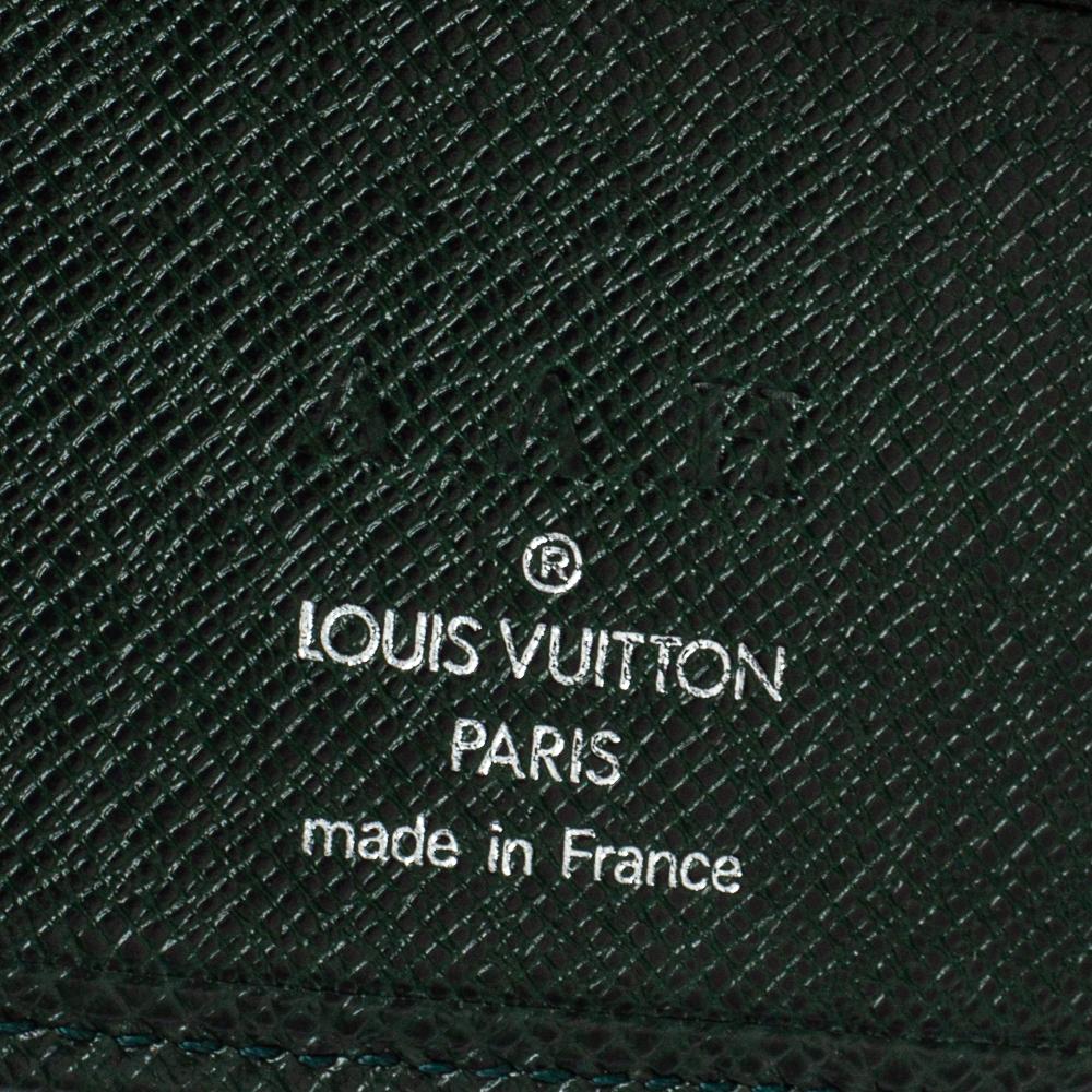 Men's Louis Vuitton Green Taiga Leather Multiple Wallet