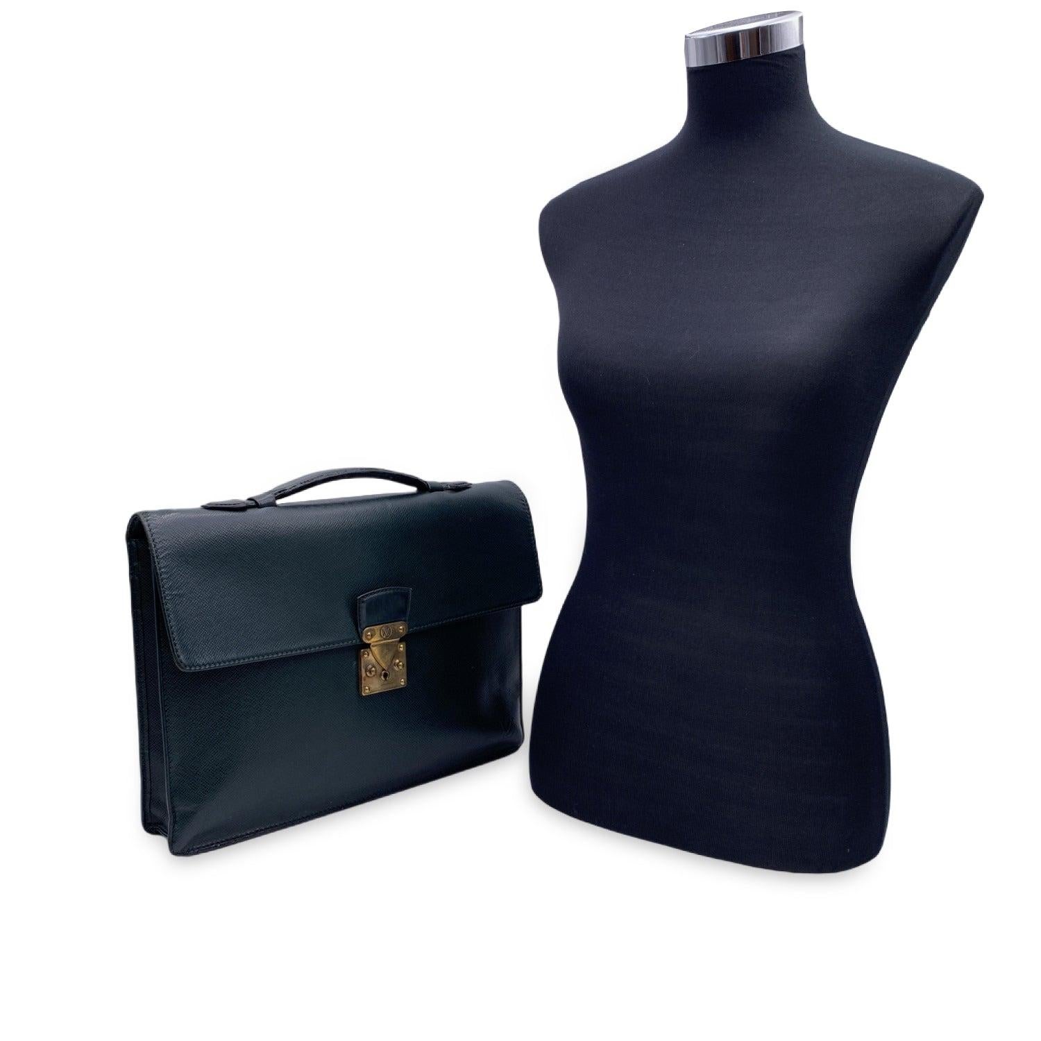 Louis Vuitton Green Taiga Leather Robusto 1 Compartment Briefcase 2 master