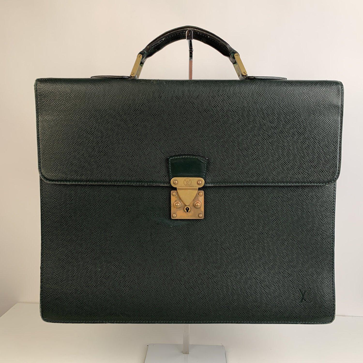 Black Louis Vuitton Green Taiga Leather Robusto 2 Compartments Briefcase