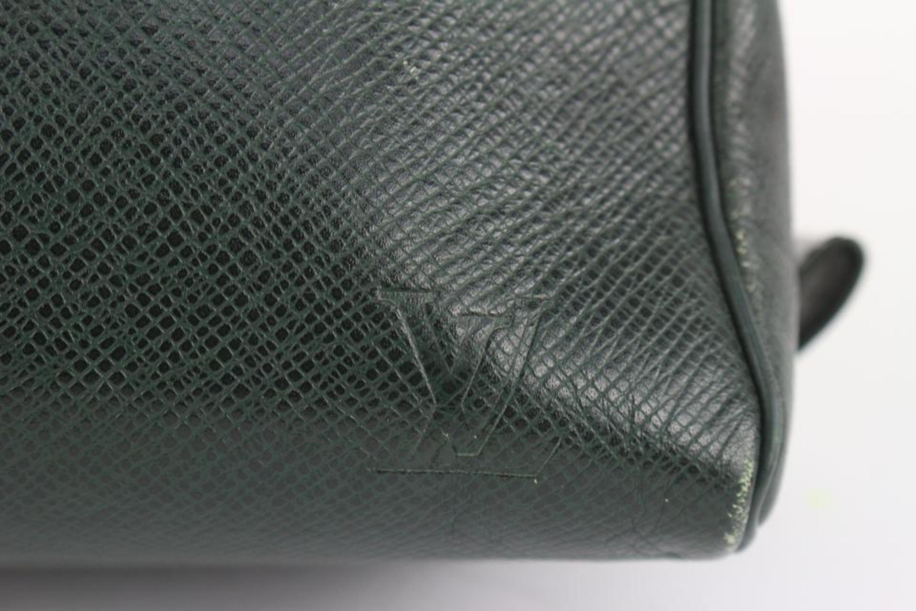 Louis Vuitton Green Taiga Leather Trousse Cosmetic Pouch Toiletry Case 1210lv40 1