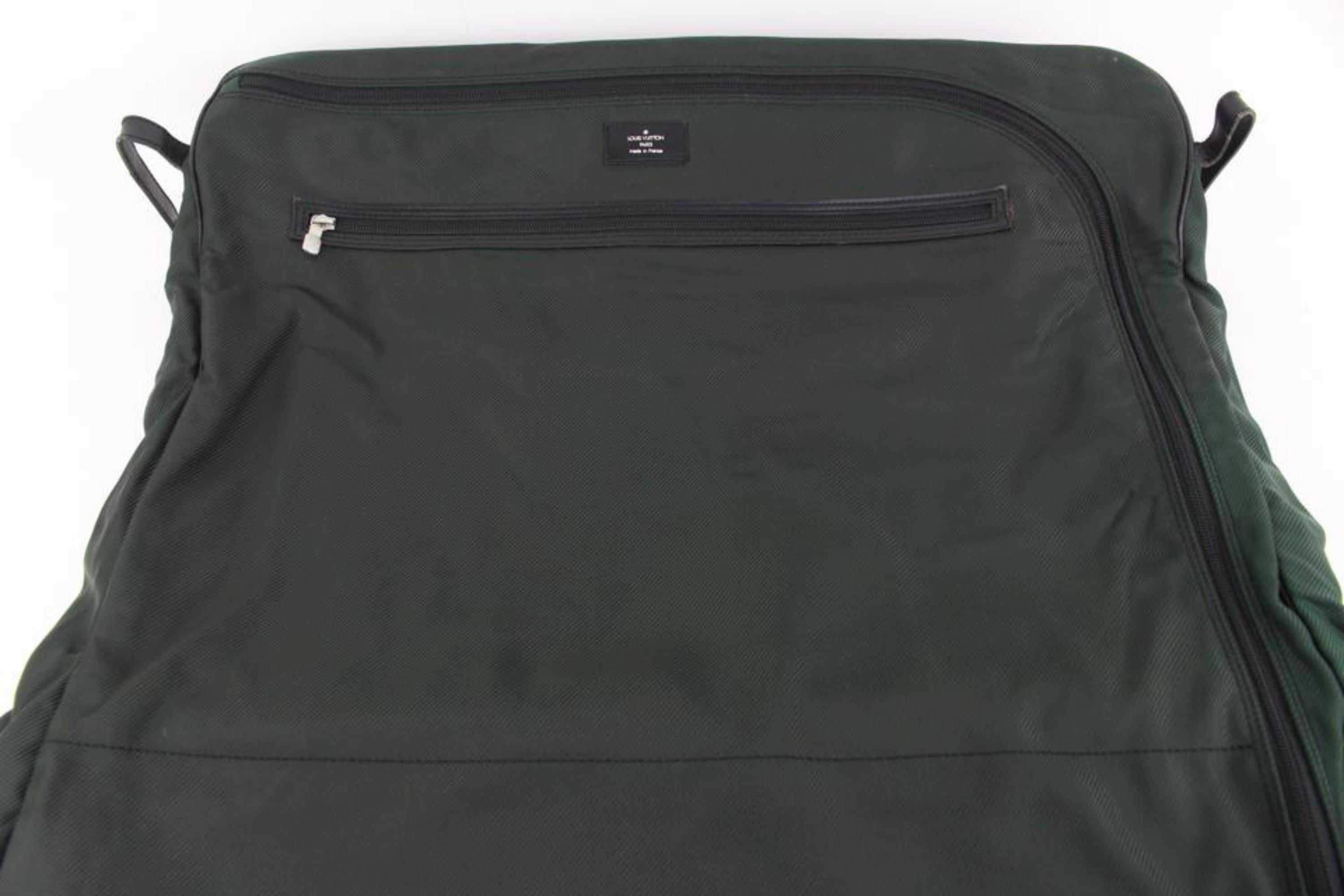 Louis Vuitton Green Taiga Leather x Nylon Santore Ardoise Garment Travel s329lk1 5