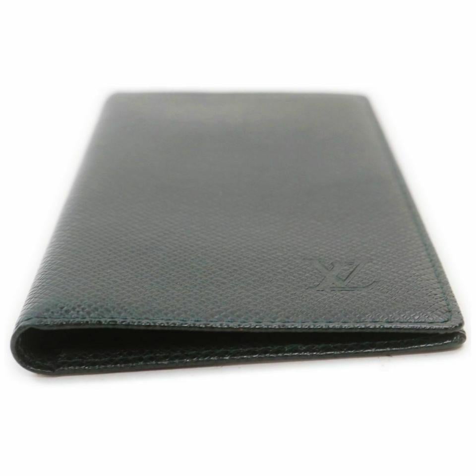 Louis Vuitton Green Taiga Long Wallet Diary Cover Agenda 860975 7