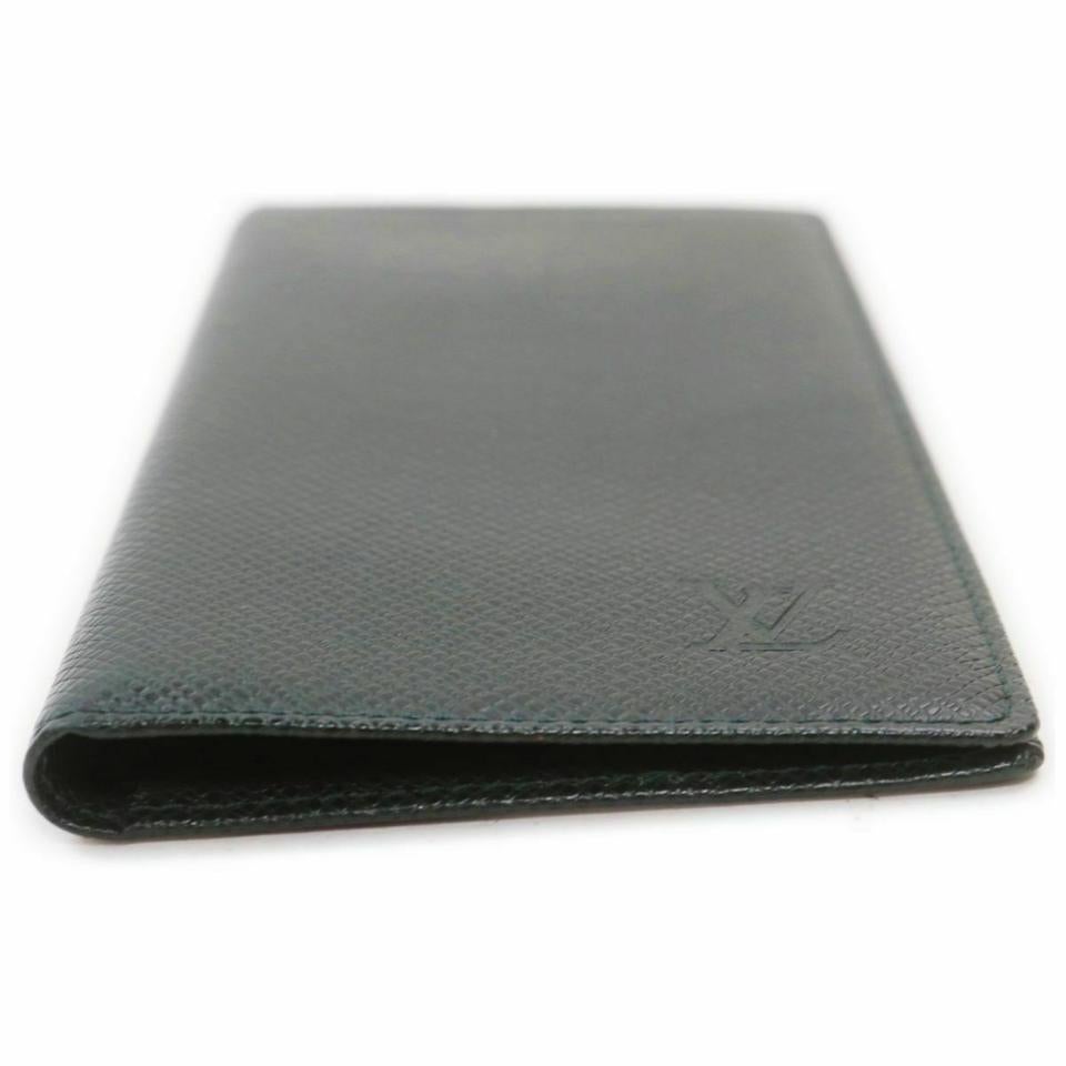 Louis Vuitton Green Taiga Long Wallet Diary Cover Agenda 860975 3
