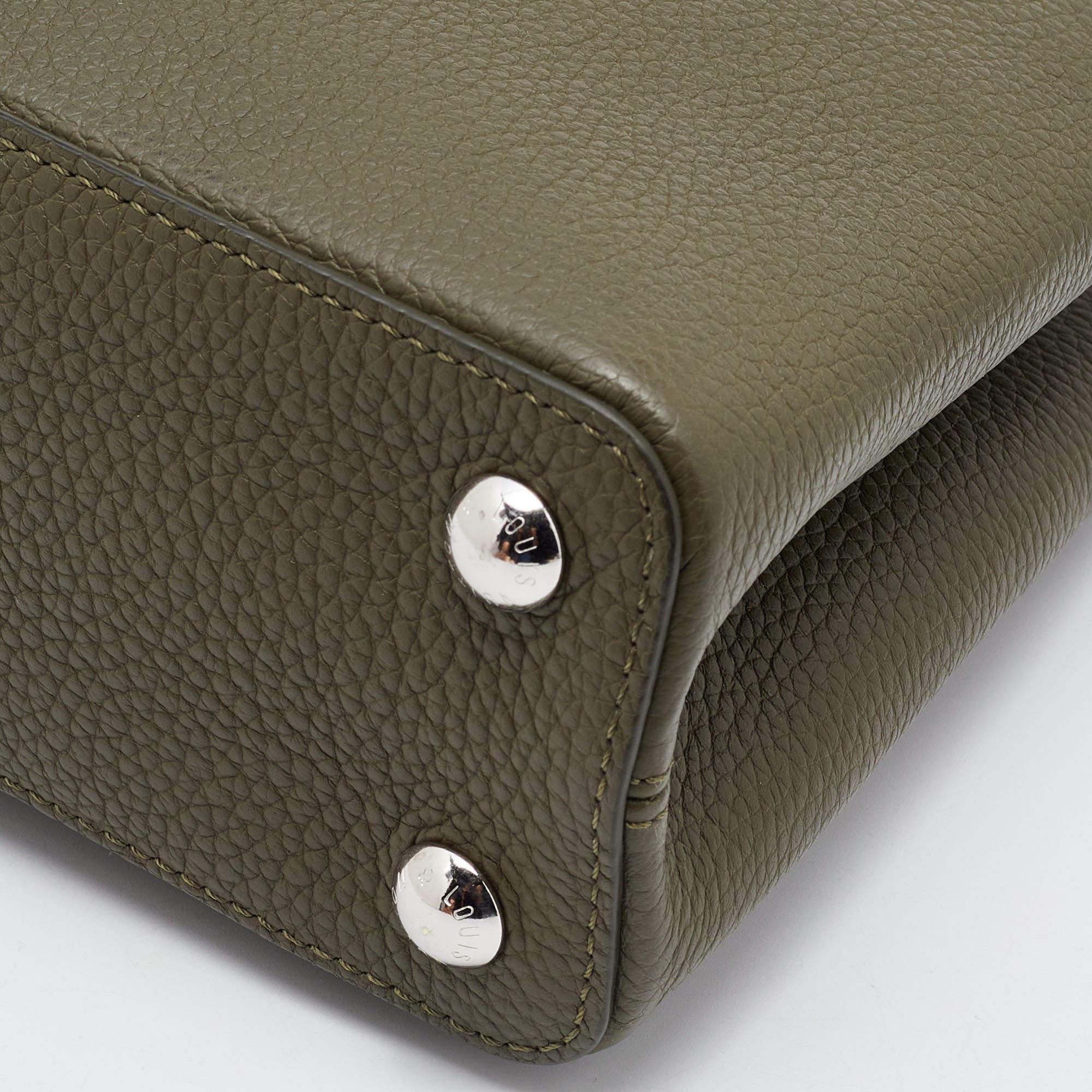 Louis Vuitton Green Taurillon Leather Capucines BB Bag In Excellent Condition In Dubai, Al Qouz 2