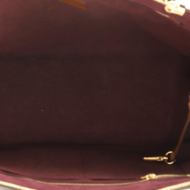 Women's or Men's Louis Vuitton Greenwich Bag Damier