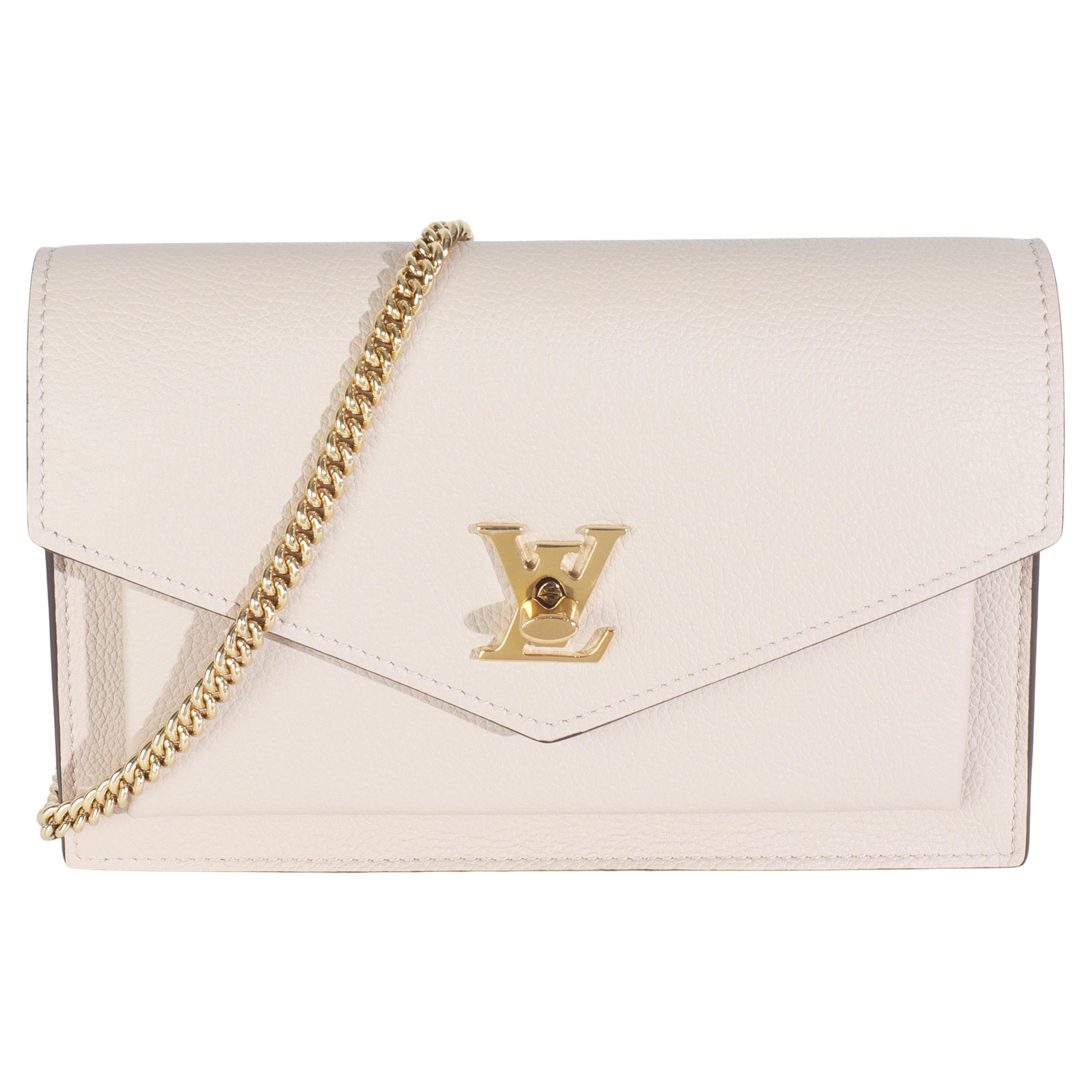 Louis Vuitton Greige Weiches Kalbsleder My Lockme Kette Pochette