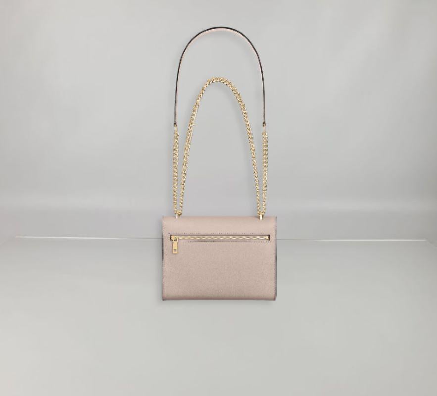 With its cool ‘schoolbag’ shape in a trendy small size, the Mylockme BB makes a big fashion statement. Crafted from soft calf leather, the bag’s long chain strap can be doubled for short-shoulder carry or worn cross-body. A sleek choice for every
