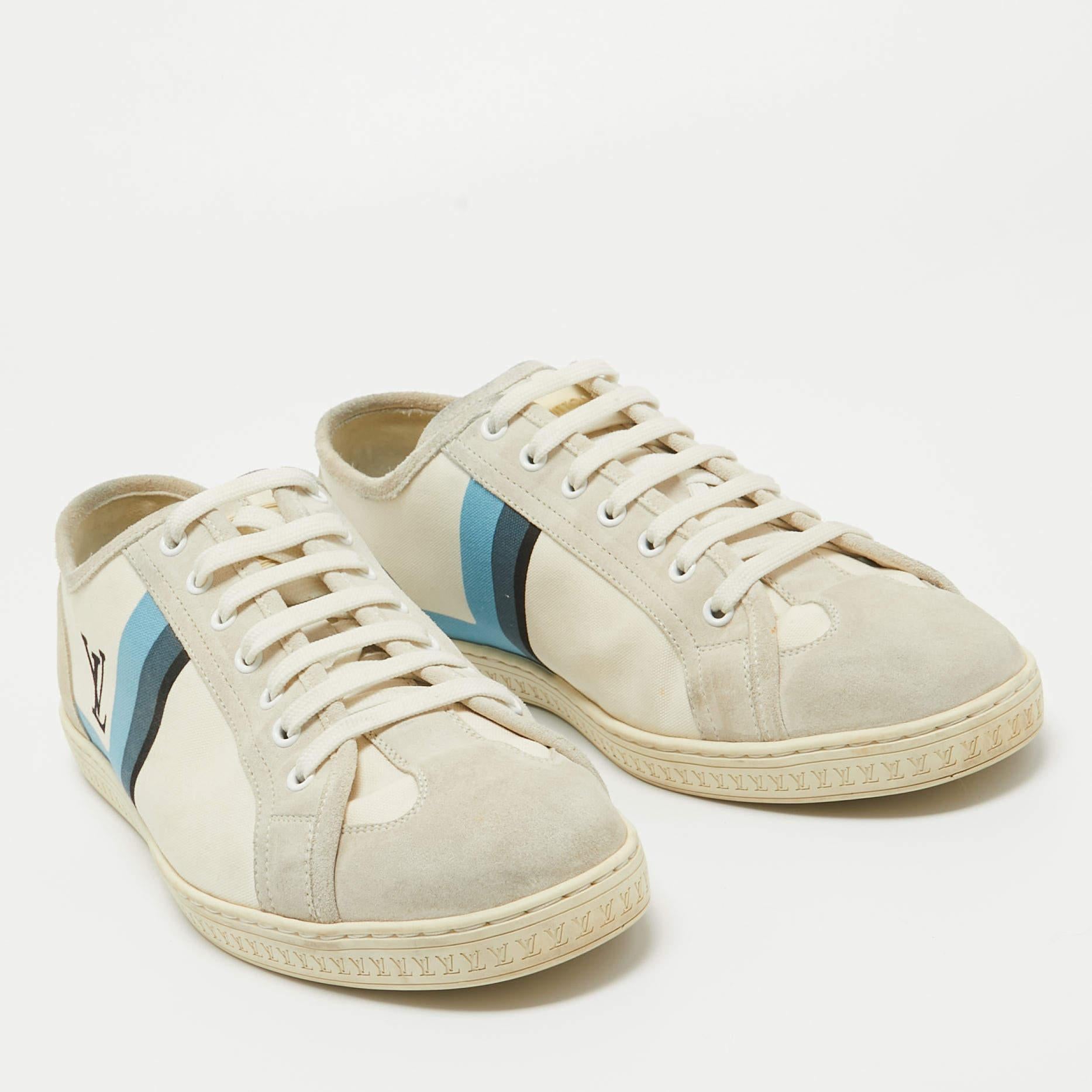Louis Vuitton Grey/Blue Canvas and Suede Trainers Sneakers Size 42.5 In Good Condition In Dubai, Al Qouz 2