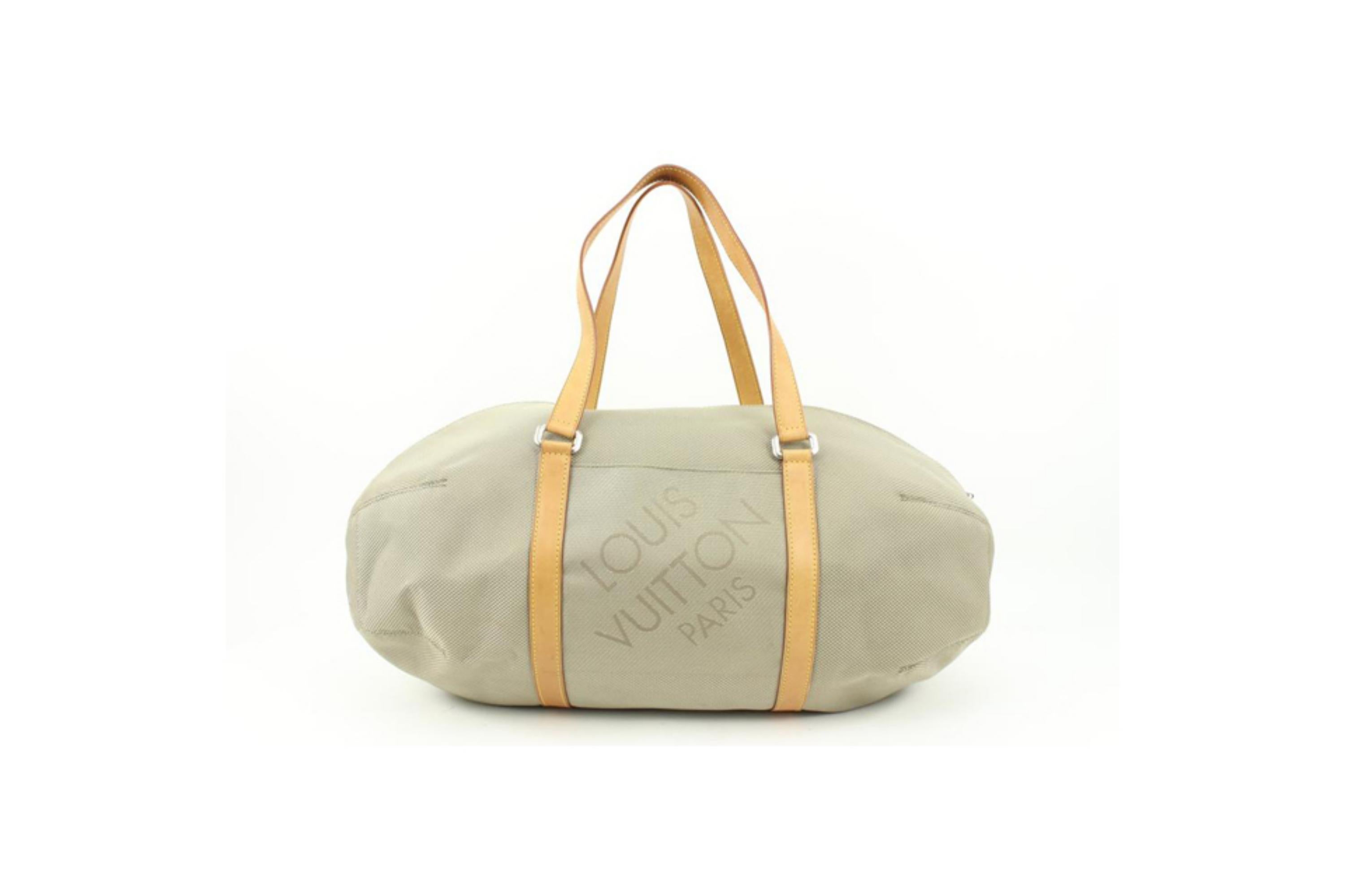 Louis Vuitton Grey Damier Deant Attaquant Duffle Bag 68lv23s In Good Condition For Sale In Dix hills, NY