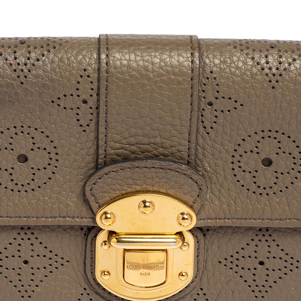 Louis Vuitton Grey Ebene Monogram Mahina Leather Amelia Wallet 5
