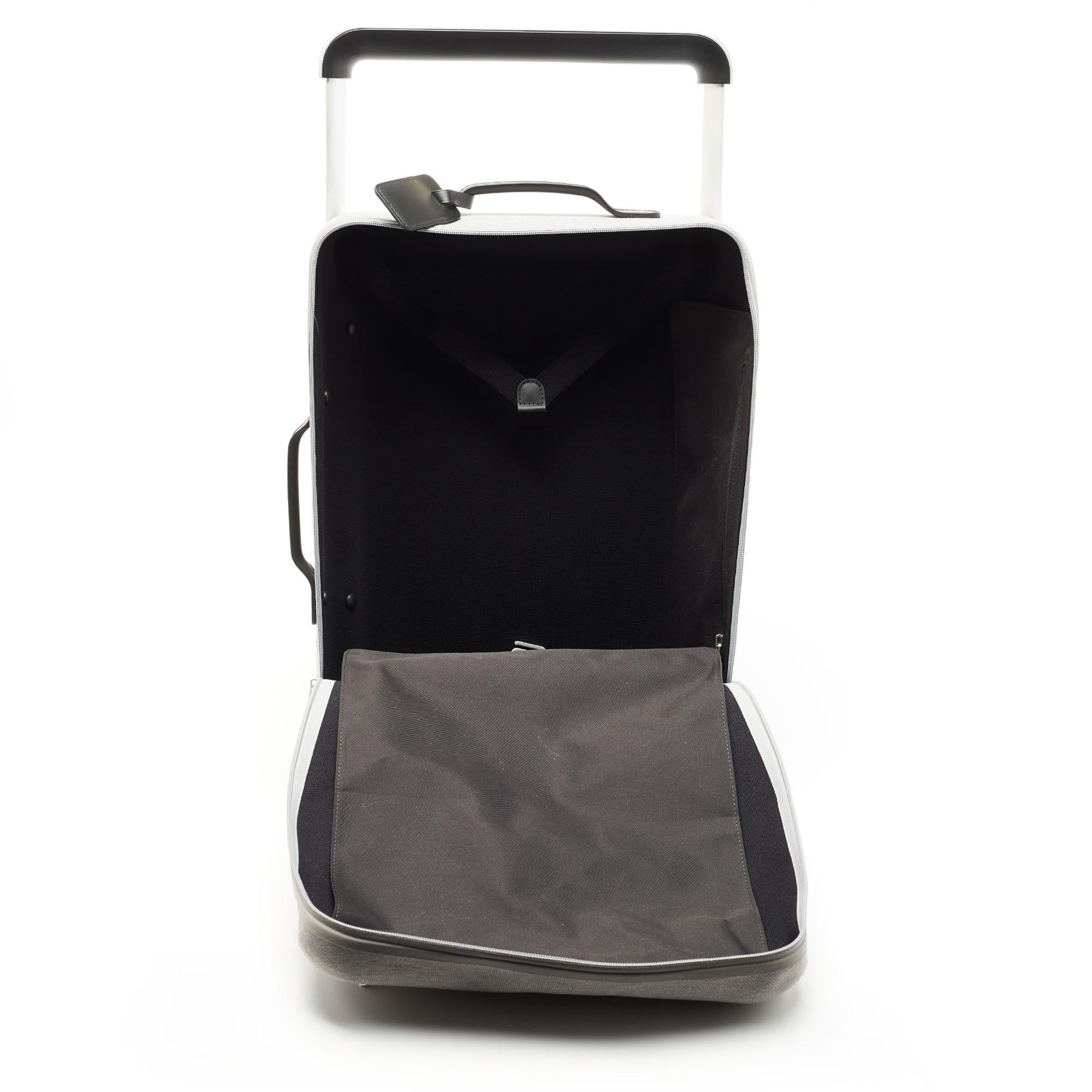 Louis Vuitton Grey Jacquard Knit Monogram Soft Horizon 55 Luggage In Excellent Condition In Dubai, Al Qouz 2