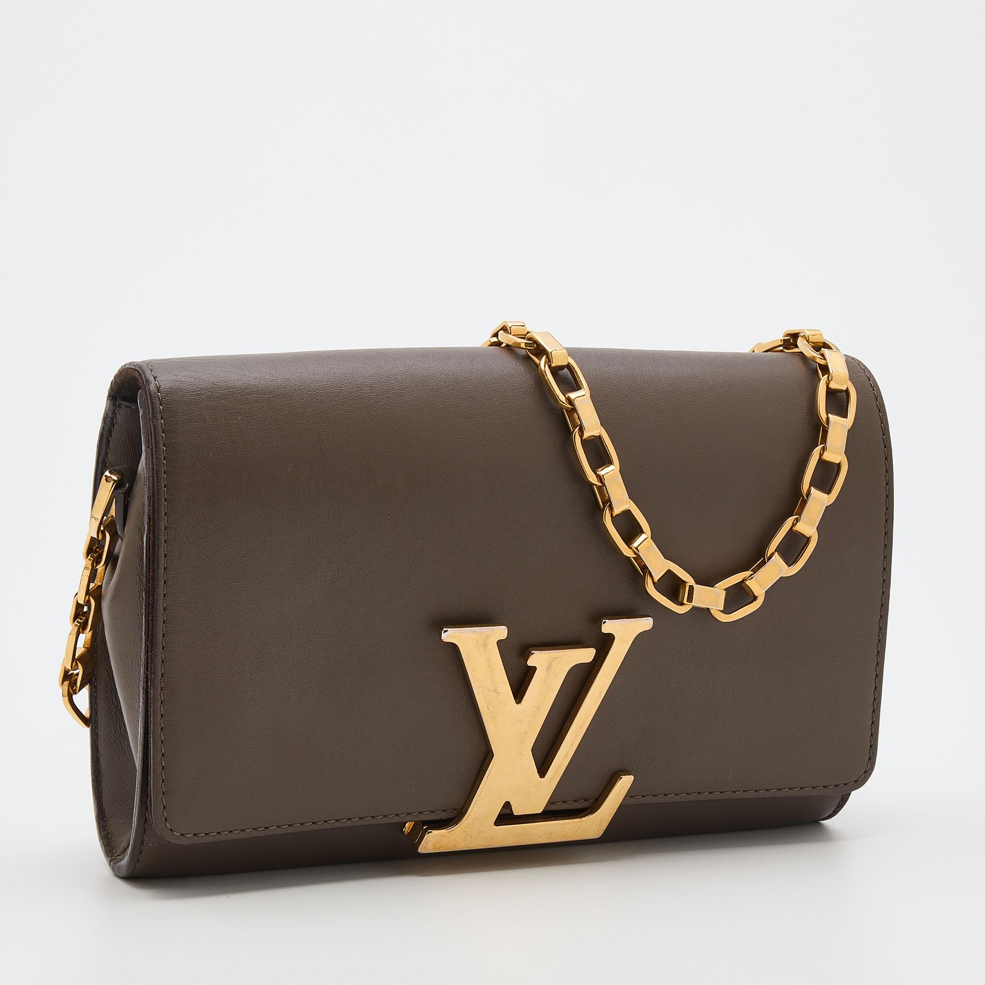 Louis Vuitton Grey Leather Chain Louise MM Bag In Good Condition In Dubai, Al Qouz 2