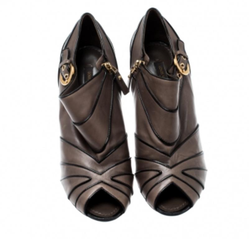 Louis Vuitton - Pelle grigia Marlene - Stivaletti alla caviglia con punta aperta - Taglia 38,5 in vendita 1