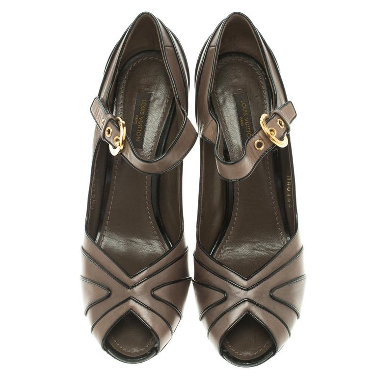 Louis Vuitton Grey Leather Mary Jane Peep Toe Pumps Size 38 For Sale at ...