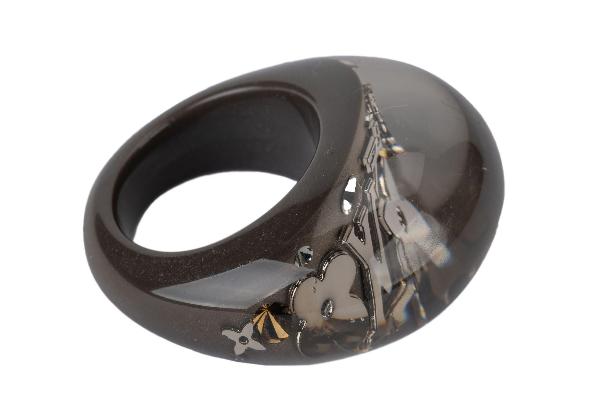 Louis Vuitton Grey Lucite Inlay Ring For Sale 2