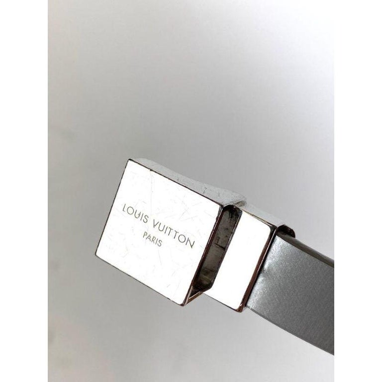 Louis Vuitton Grey Mini Runway and Silver Leather 12al529 Belt For Sale at  1stDibs