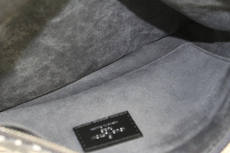 Neverfull clutch bag Louis Vuitton Multicolour in Denim - Jeans - 35648023
