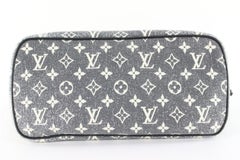 Louis Vuitton Grey Monogram Denim Neverfull MM with Pouch 2LVJ1117