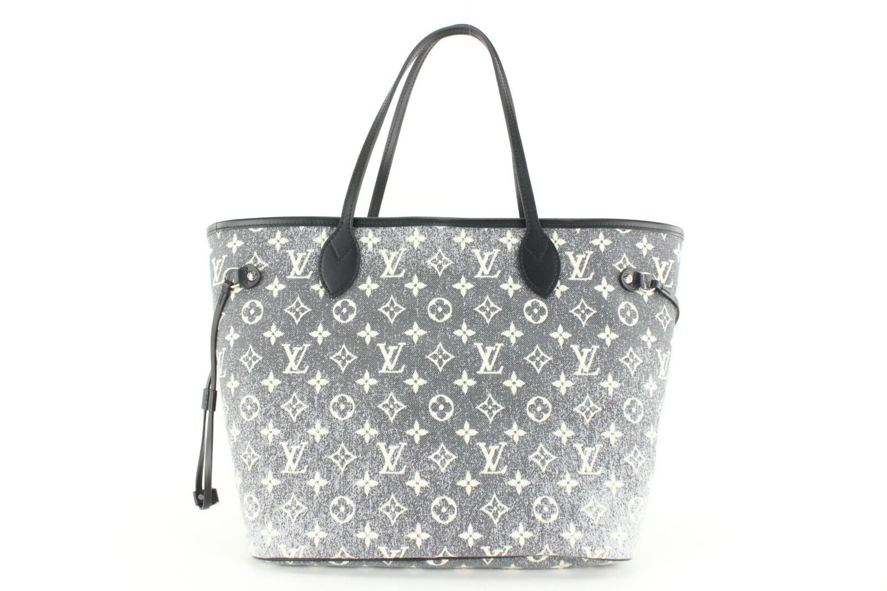 Women's Louis Vuitton Grey Monogram Denim Neverfull MM with Pouch 2LVJ1117