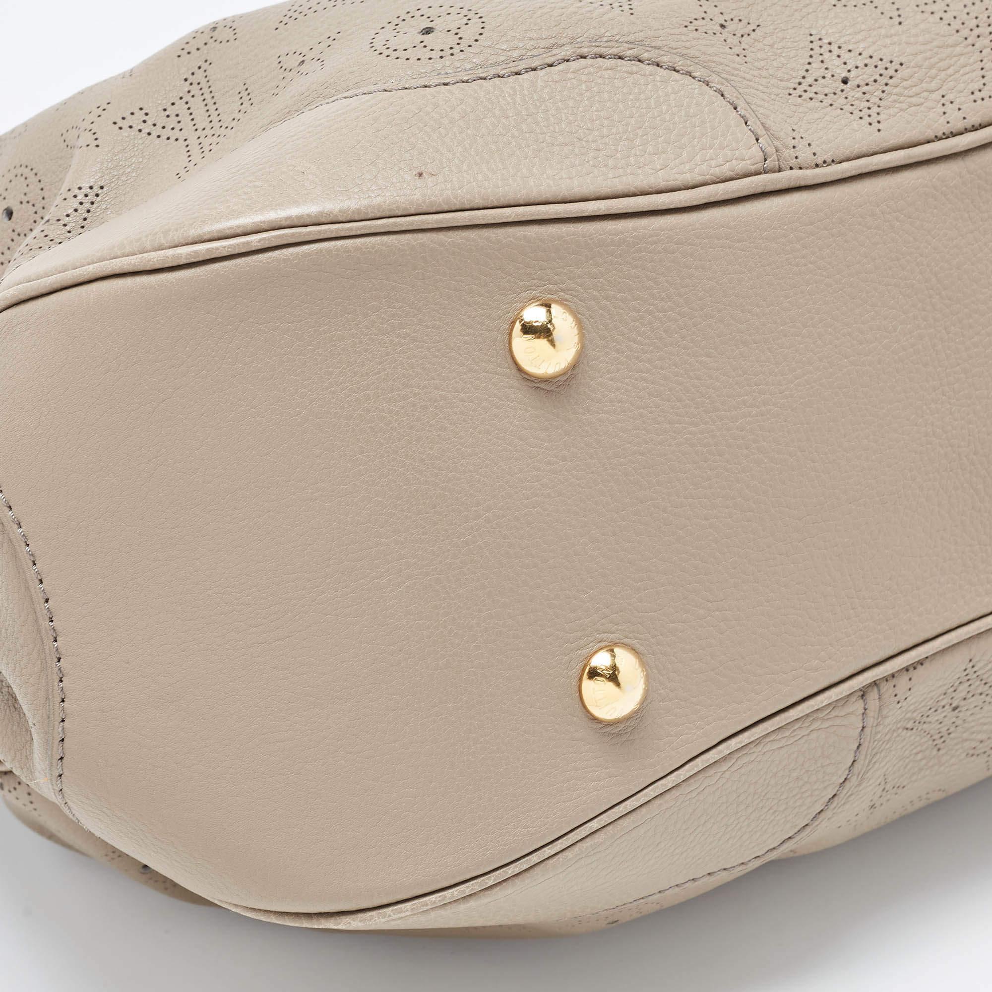 Louis Vuitton Grey Monogram Mahina Leather Solar PM Bag In Good Condition In Dubai, Al Qouz 2