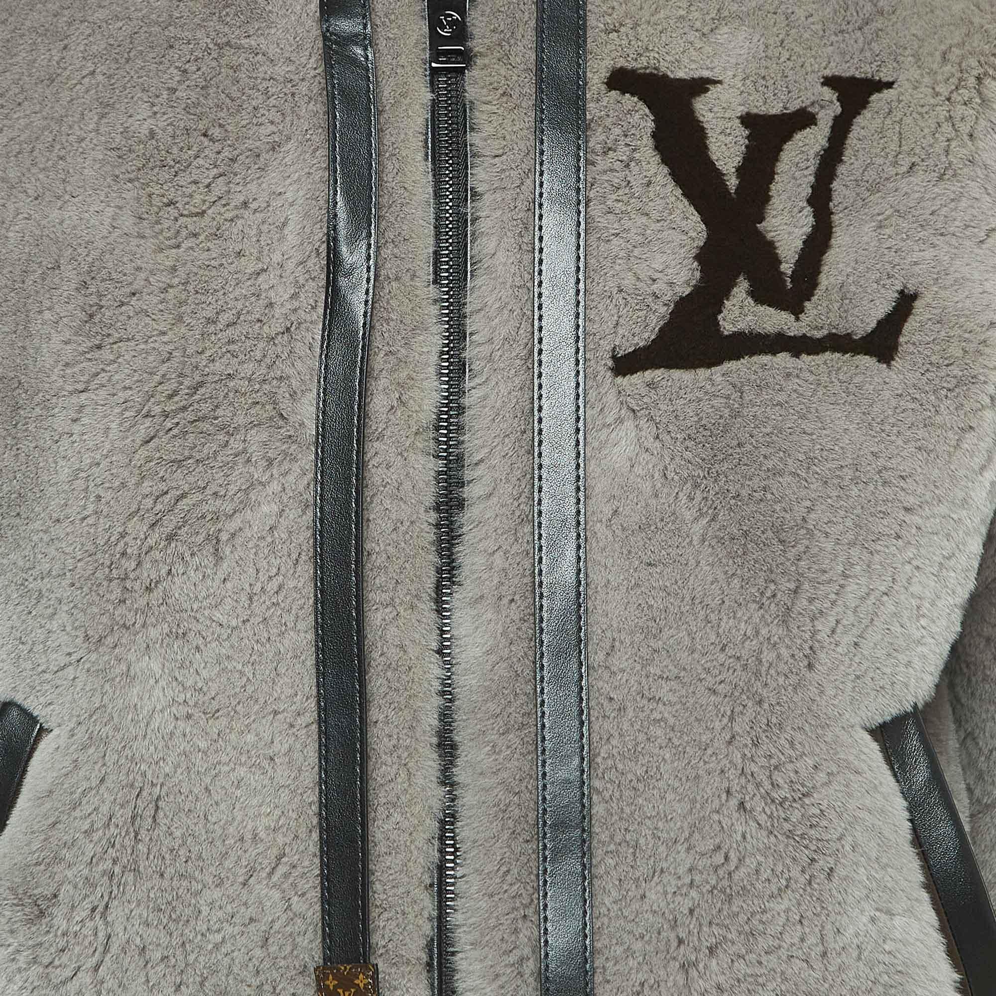 Louis Vuitton Grey Monogram Mink Fur Hooded Bomber Jacket S In Good Condition In Dubai, Al Qouz 2