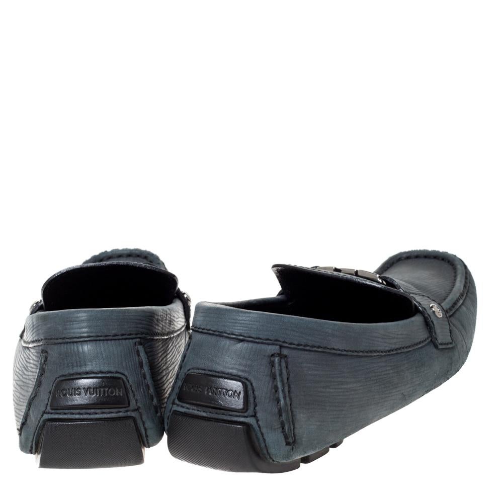 Louis Vuitton Grey Nubuck Leather Monte Carlo Slip On Loafers Size 43 In Fair Condition In Dubai, Al Qouz 2