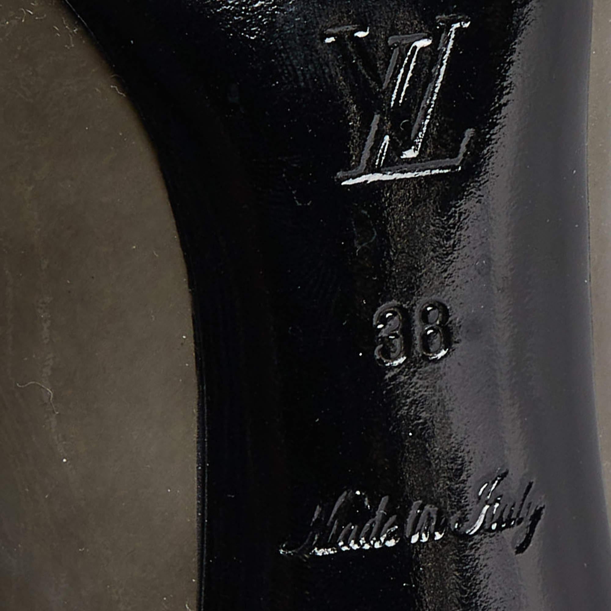 Bombas de charol gris Louis Vuitton talla 38 en venta 3