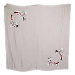 Louis Vuitton - Écharpe en soie grise imprimée LV Sneaker