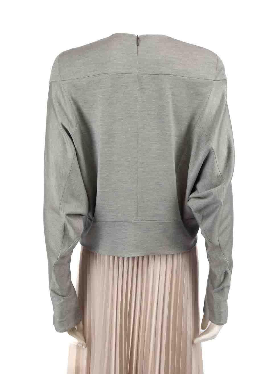 Gris Louis Vuitton - Haut court rembourré à l'épaule gris, taille S en vente
