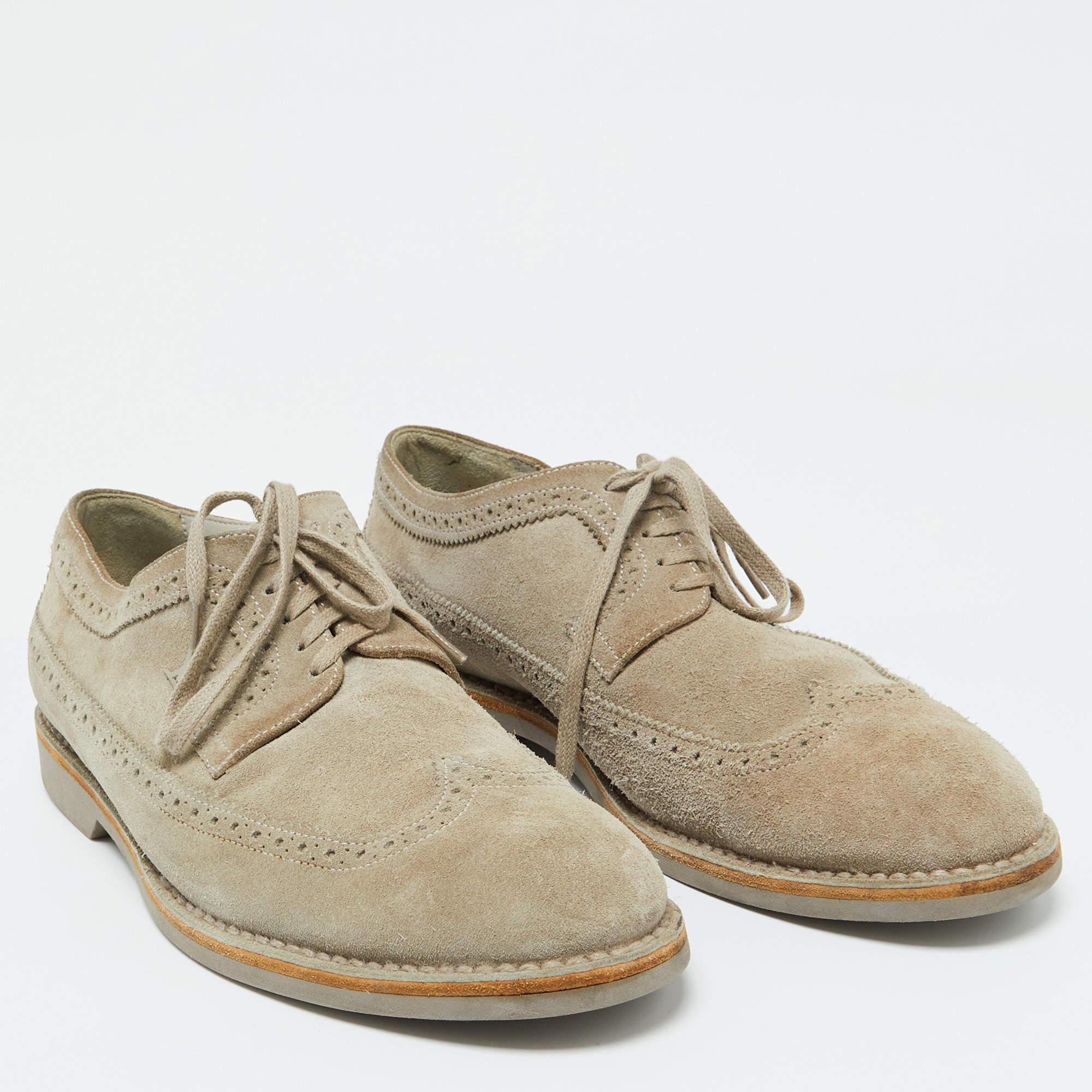 Louis Vuitton Grey Suede Wingtip Brogue Detail Derby Size 41 In Good Condition In Dubai, Al Qouz 2