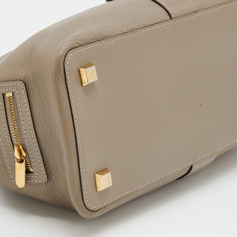 Louis Vuitton Grey Suhali Leather L'Ingenieux PM Bag For Sale 5