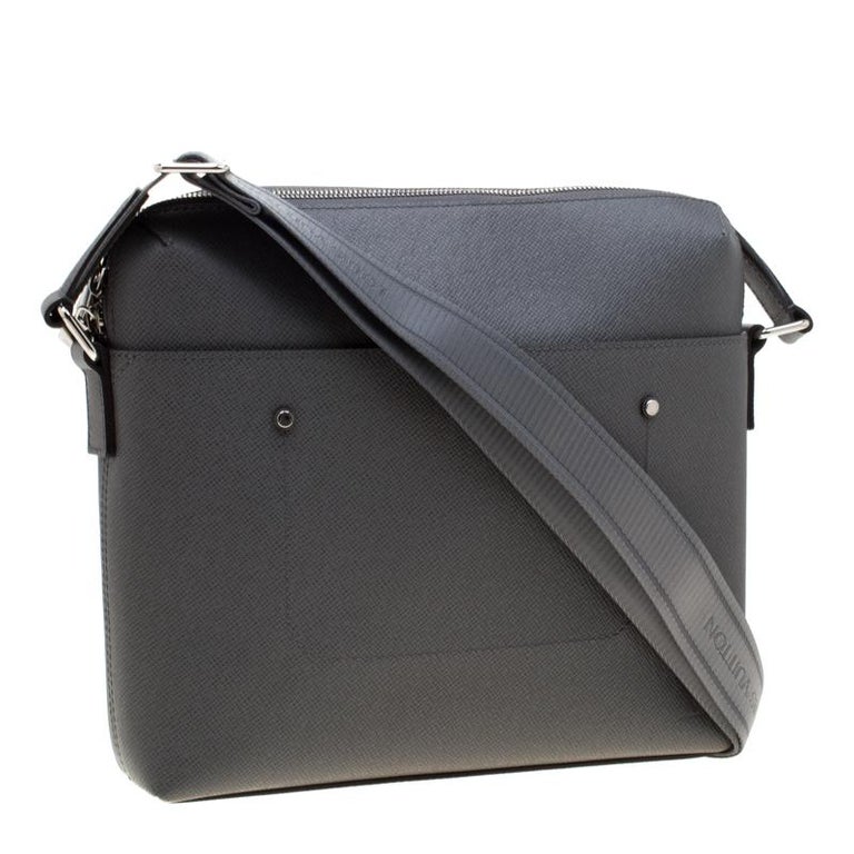 Louis Vuitton Grey Taiga Leather Grigori Messenger PM Bag For Sale at ...