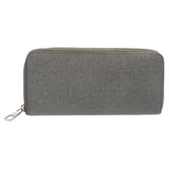 Louis Vuitton Grey Taiga Leather Zippy Wallet