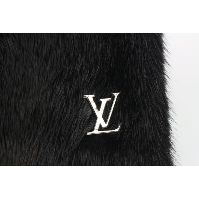 Louis Vuitton Grey x Black Monogram Reverso Mink Scarf 107lvs72 4