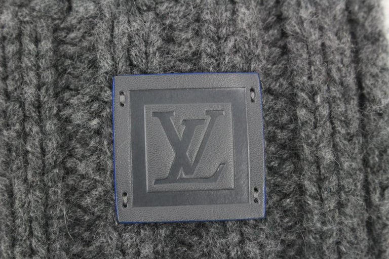Louis Vuitton Columbia Embroidered Cable-Knit Muffler Scarf Grey Wool