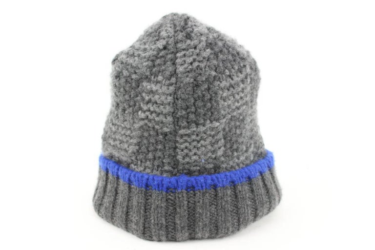 Louis Vuitton Grey x Blue Damier Knit Cashmere Helsinki Beanie Skull Cap Hat  46l For Sale at 1stDibs