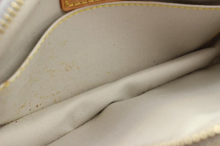 Louis Vuitton Grey x Navy Monogram Mini Lin Camille Crossbody Chain Flap  Bag Leather ref.376374 - Joli Closet